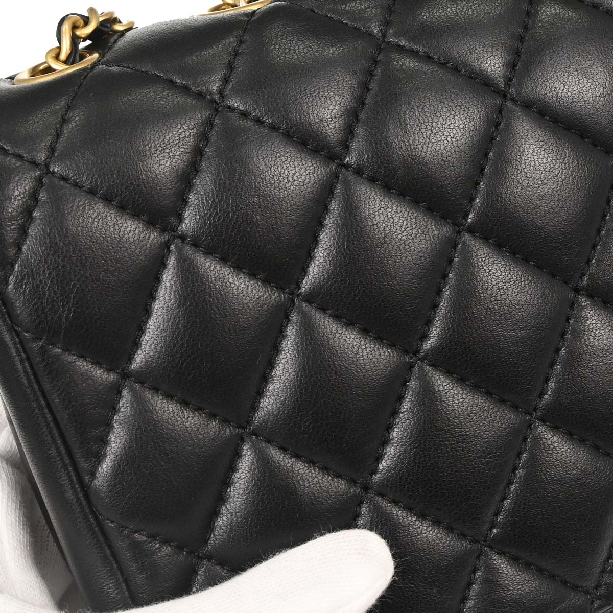 Chanel 2018-2019 Black Lambskin CC Chic Double Flap Shoulder Bag