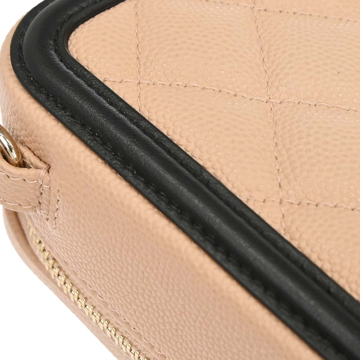 Chanel 2019 Beige Calfskin Filigree Vanity Shoulder Bag