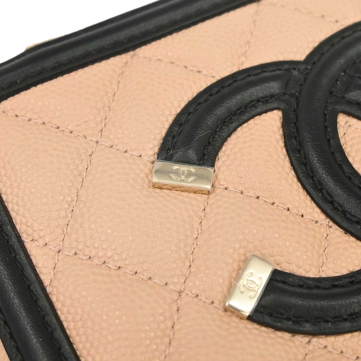 Chanel 2019 Beige Calfskin Filigree Vanity Shoulder Bag