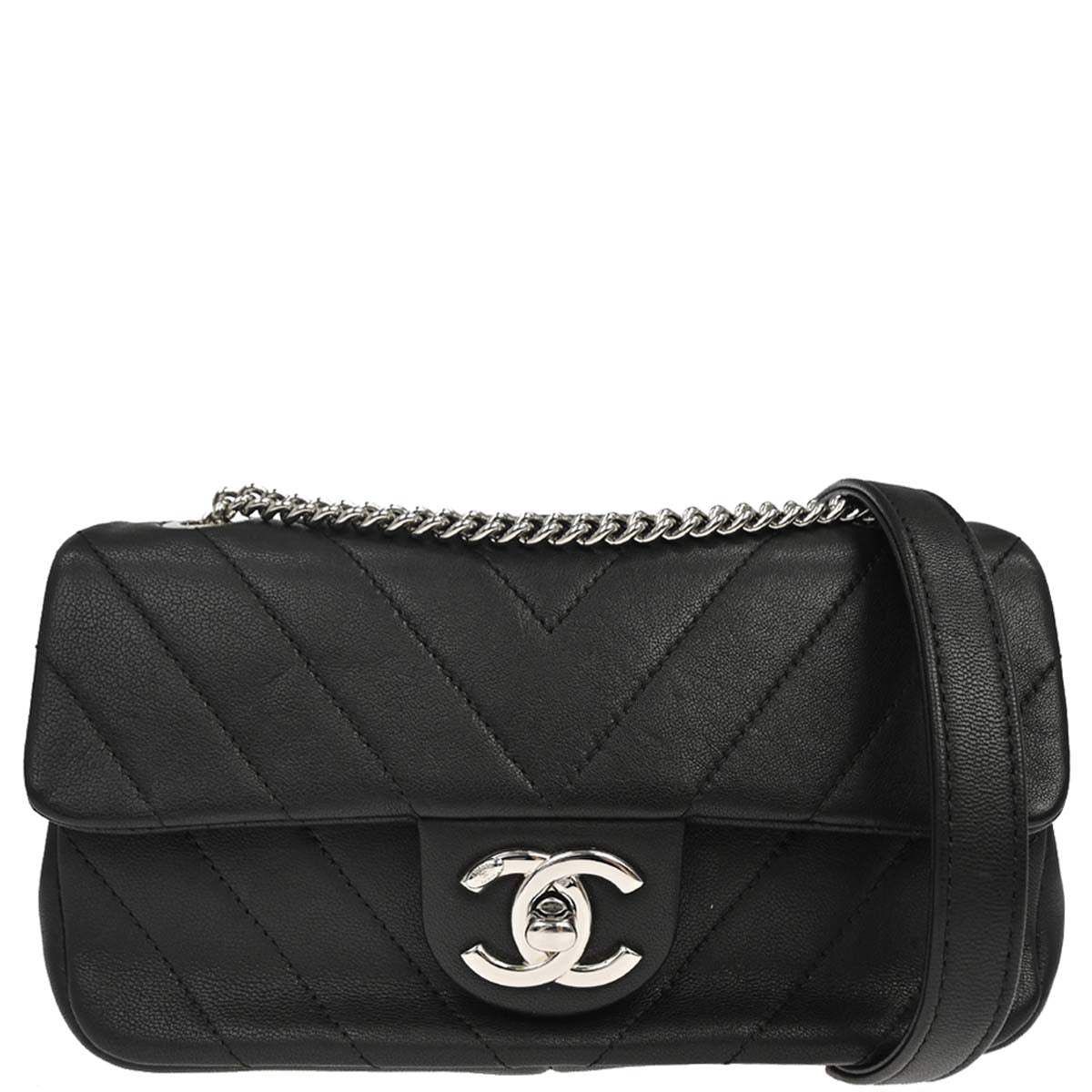Chanel 2017-2018 Black Calfskin Chevron Shoulder Bag