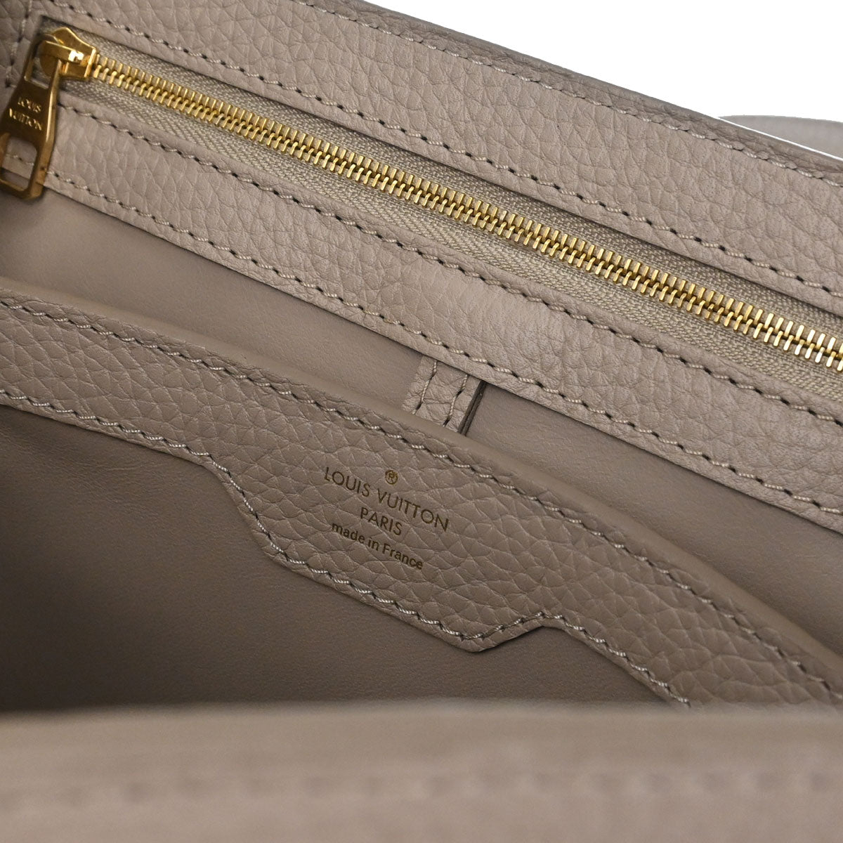 Louis Vuitton Beige Leather Capucines MM 2way Shoulder Handbag M52396