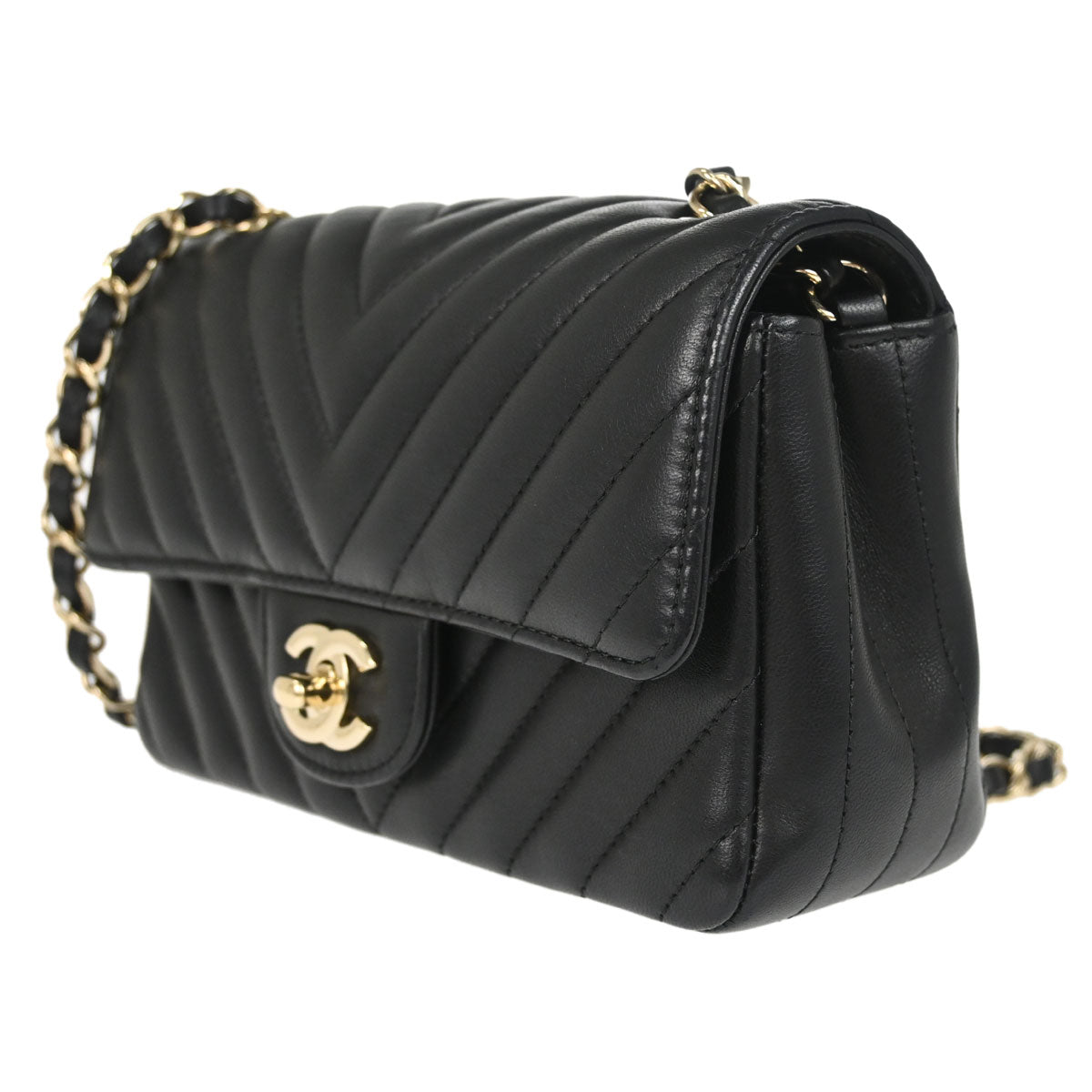 Chanel 2017-2018 Black Lambskin Chevron Single Flap Shoulder Bag