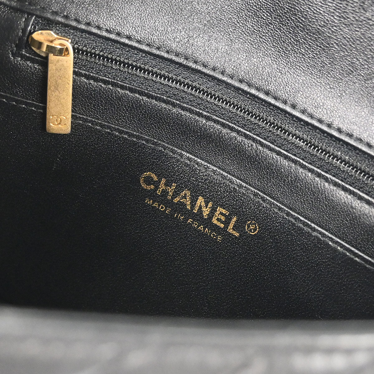 Chanel 2019 Black Lambskin Chevron Mini Classic Square Flap Shoulder Bag 17