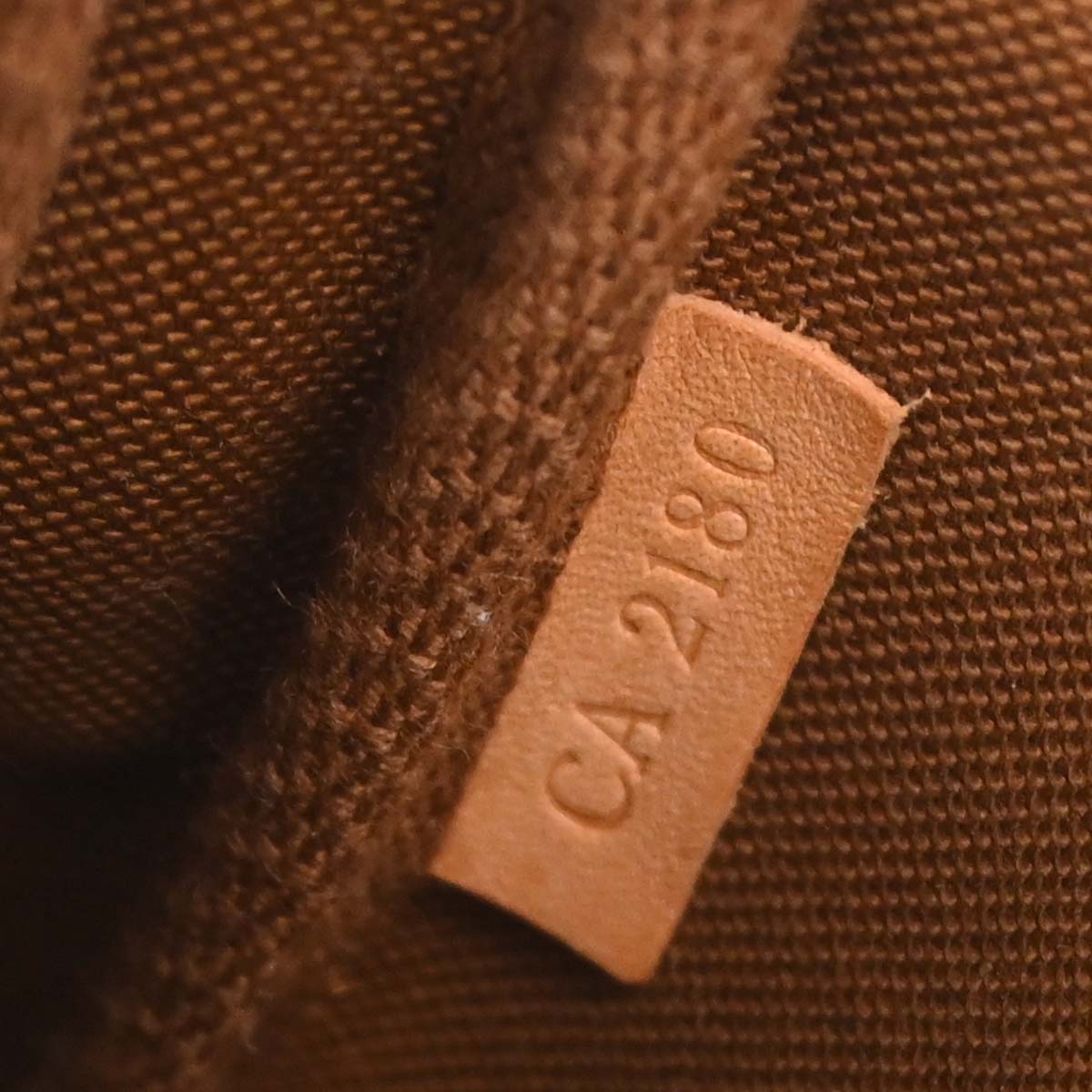 Louis Vuitton Monogram Pochette Accessoires Handbag M51980