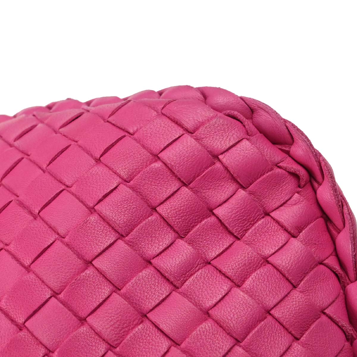Bottega Veneta Pink Lambskin Intrecciato Hobo Handbag
