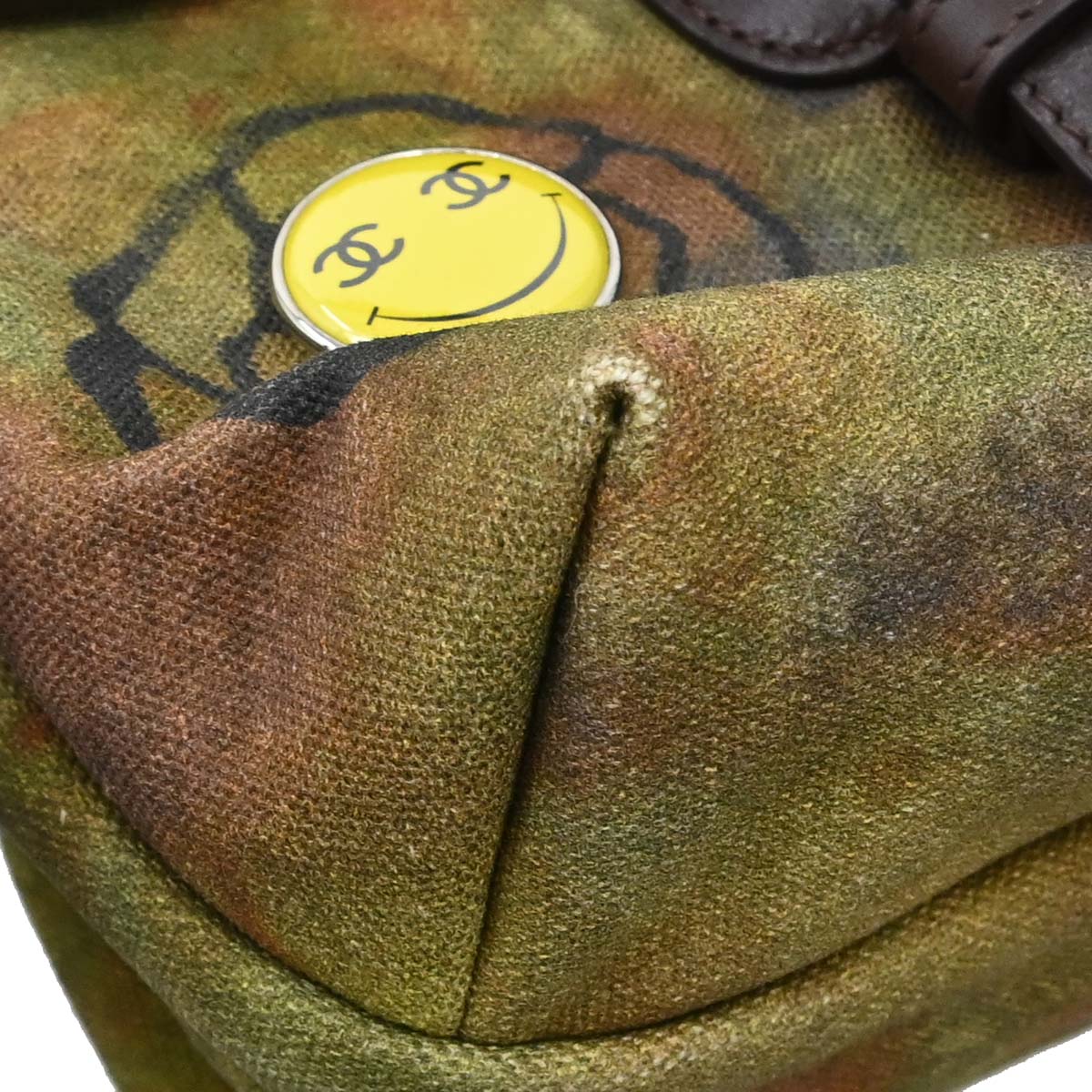 Chanel 2014-2015 Khaki Canvas Graffiti On The Pavements Shoulder Bag