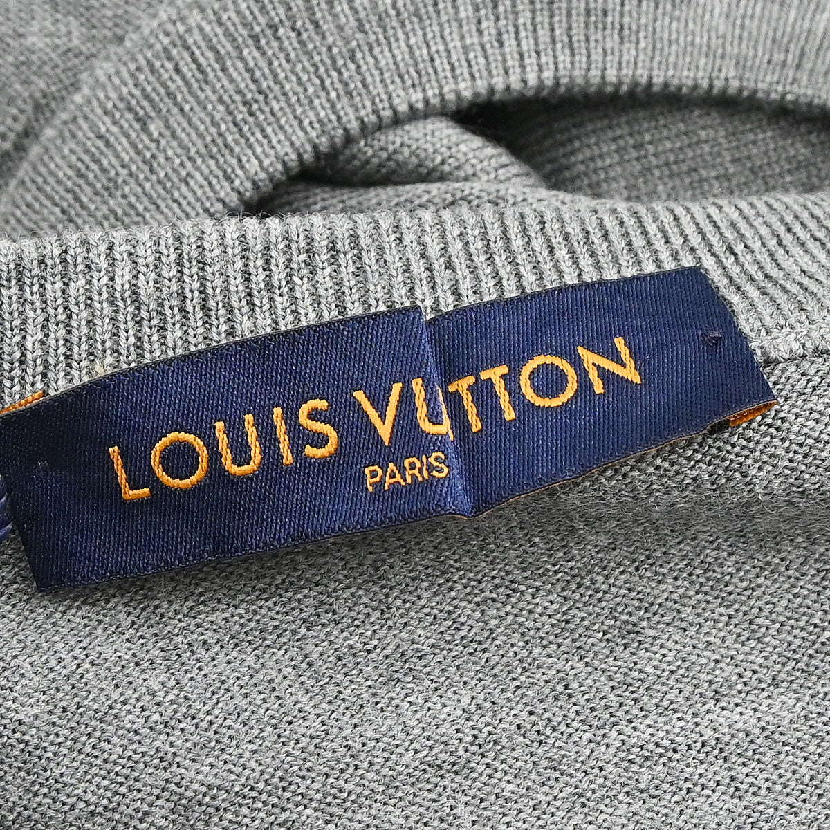 Louis Vuitton 2018 Long Sleeve Top Gray #M