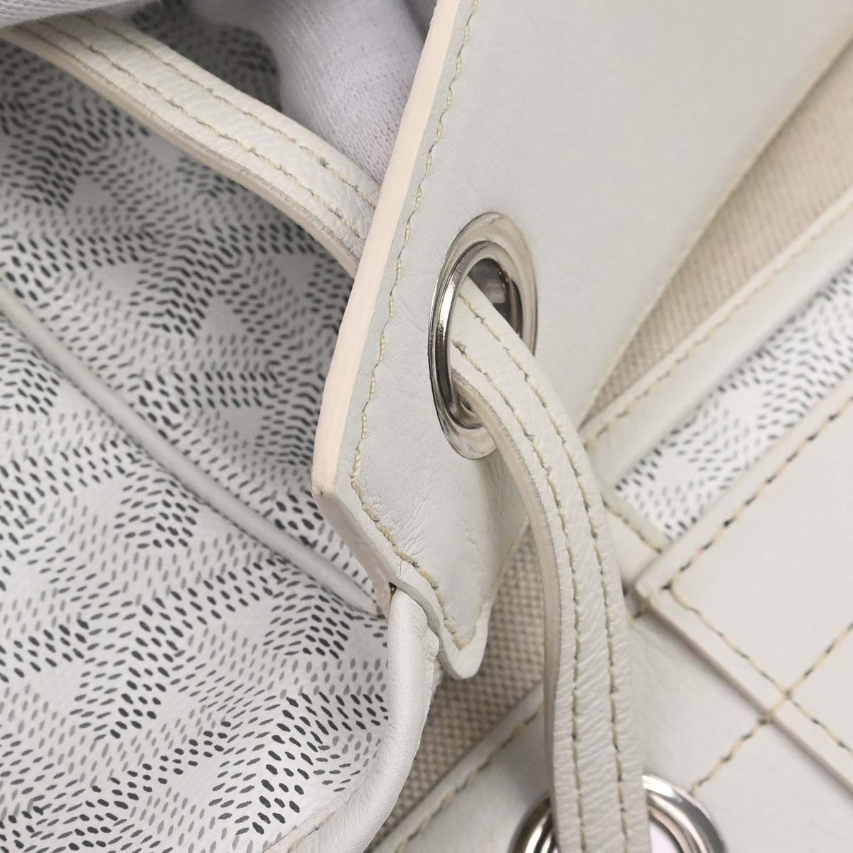 Goyard White Rouette Shoulder Bag