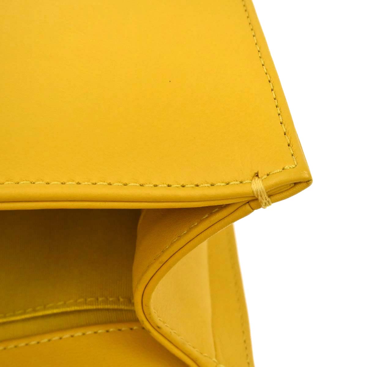 Boy Chanel 2019 Yellow Lambskin Medium Chain Shoulder Bag
