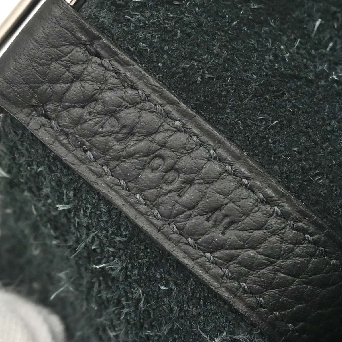 Hermes Black Taurillon Clemence Picotin Lock 22 MM Handbag