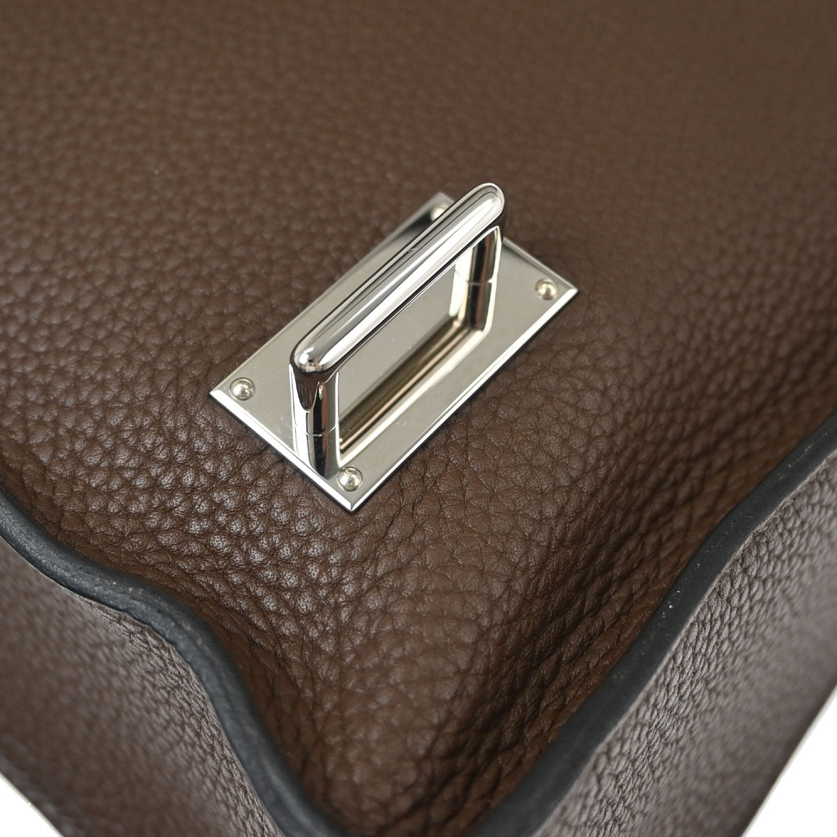 Hermes Terre Taurillon Clemence Steve Caporal 27 Shoulder Bag