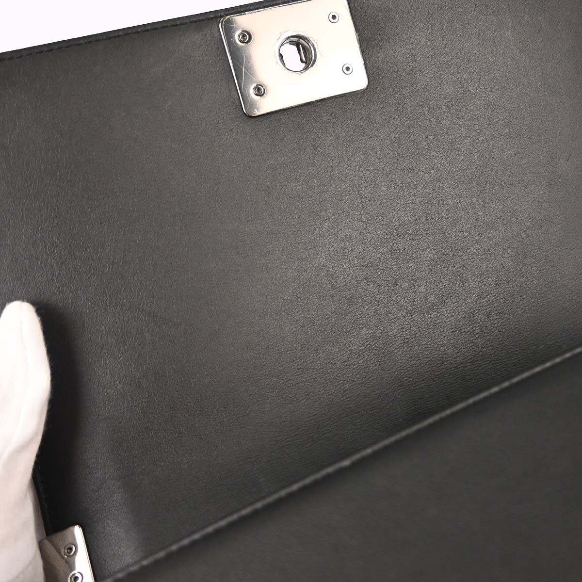 Boy Chanel 2018-2019 Black Tweed Calfskin Costume Pearl Medium Shoulder Bag