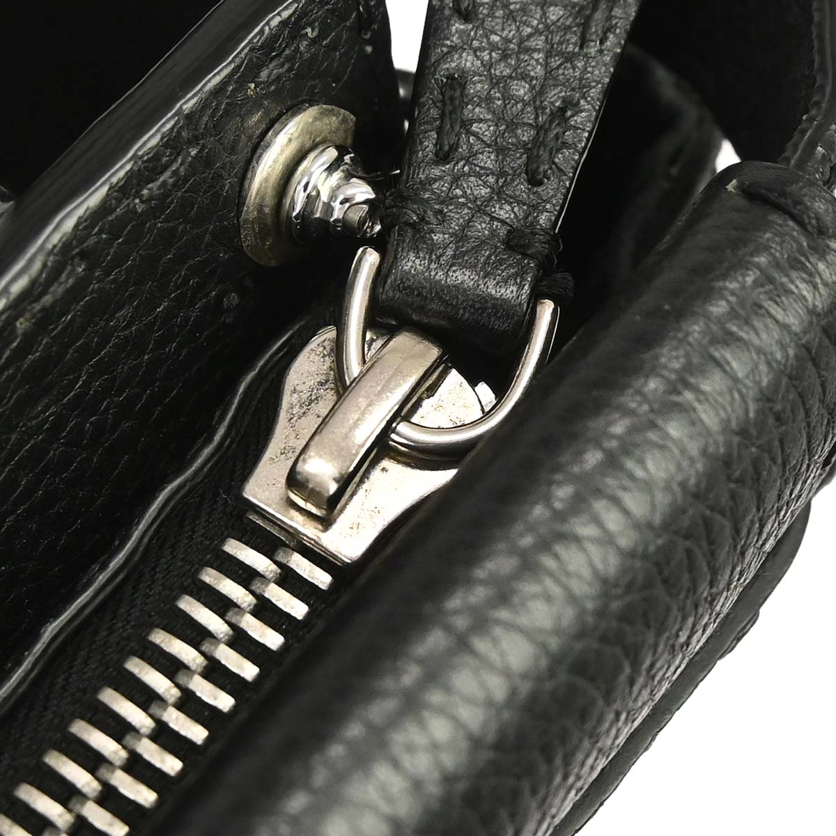 Fendi Black Selleria Peekaboo Fit 2way Shoulder Handbag
