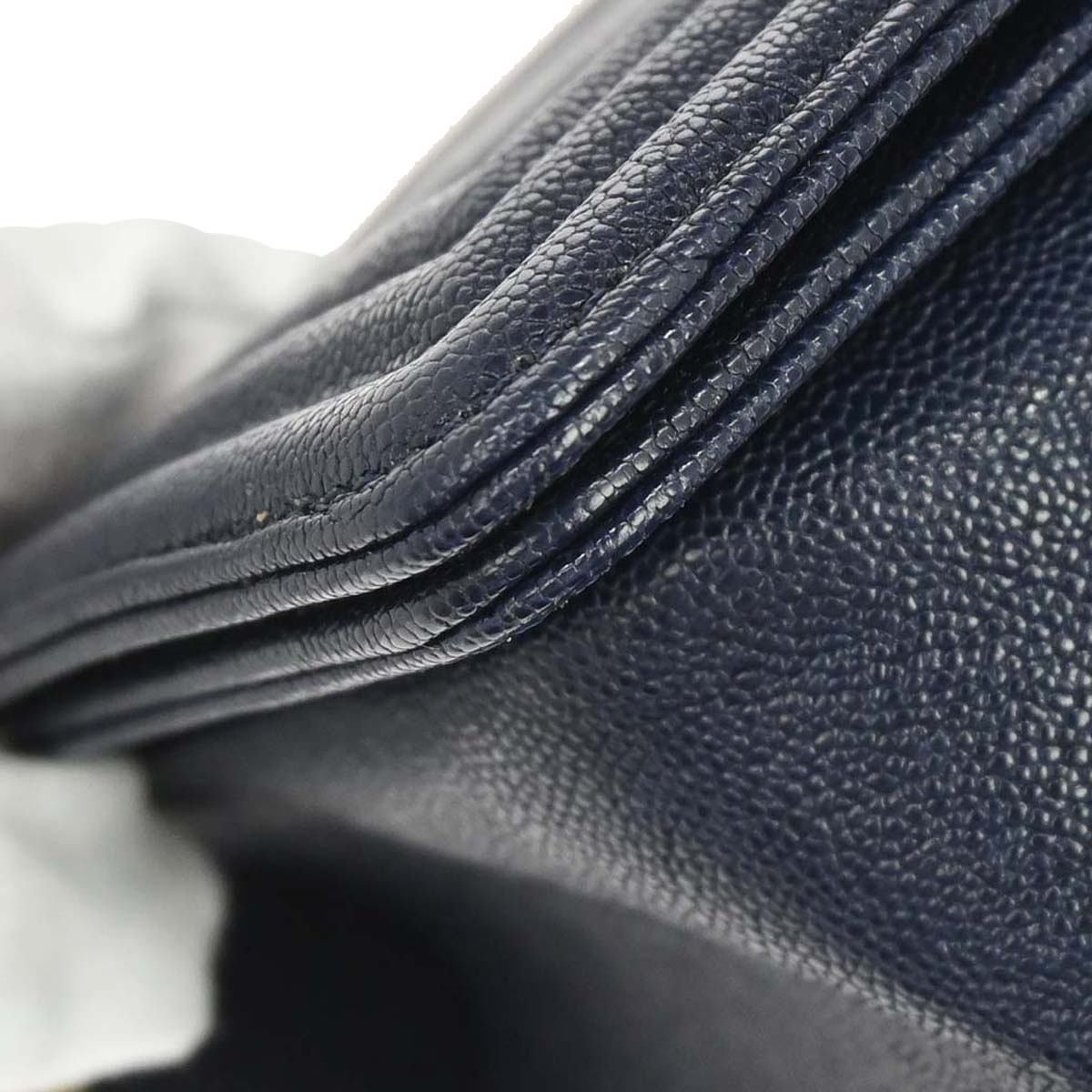 Boy Chanel 2018-2019 Navy Caviar Skin Chevron Medium Shoulder Bag