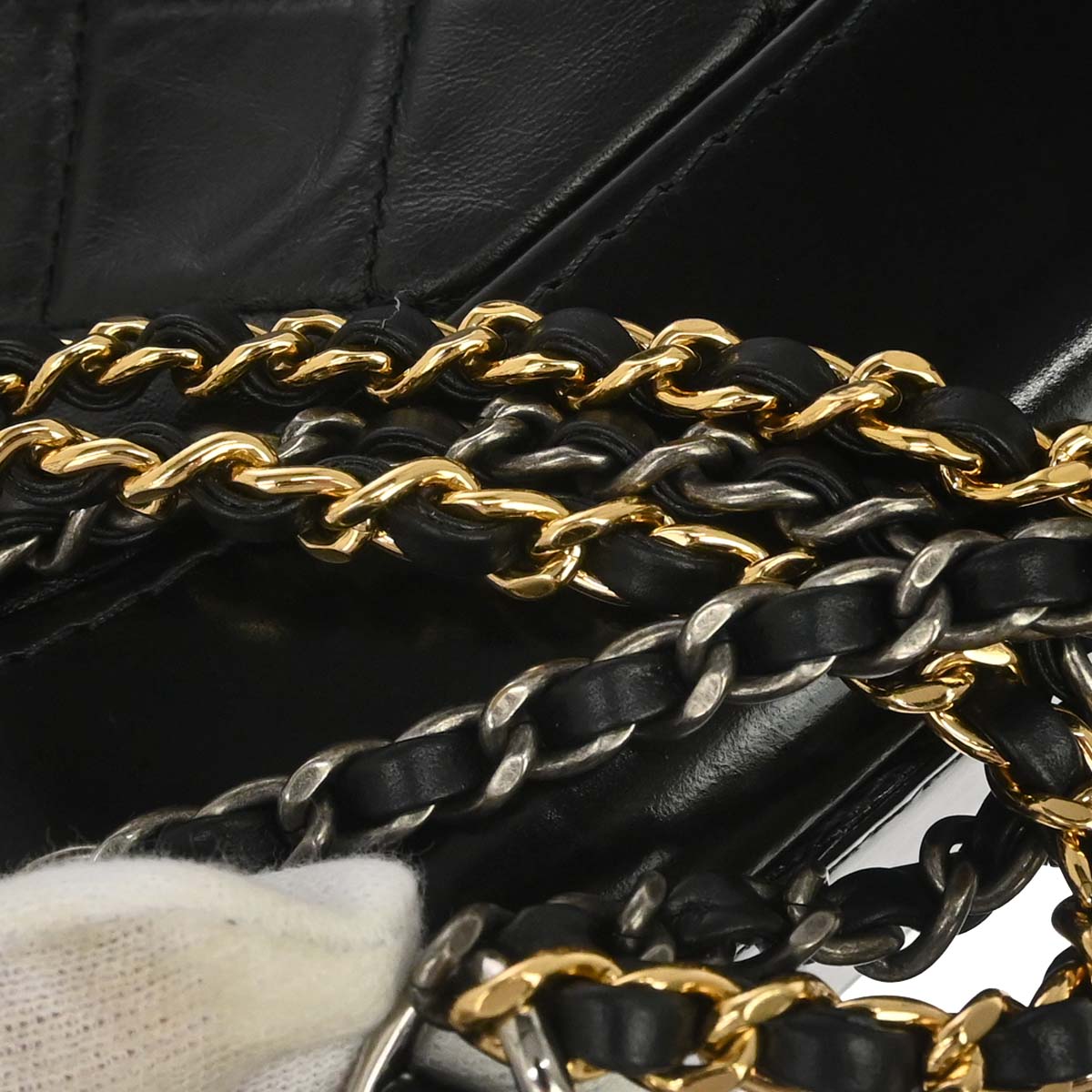 Chanel 2019 Black Lambskin Calfskin Small Gabrielle Shoulder Bag