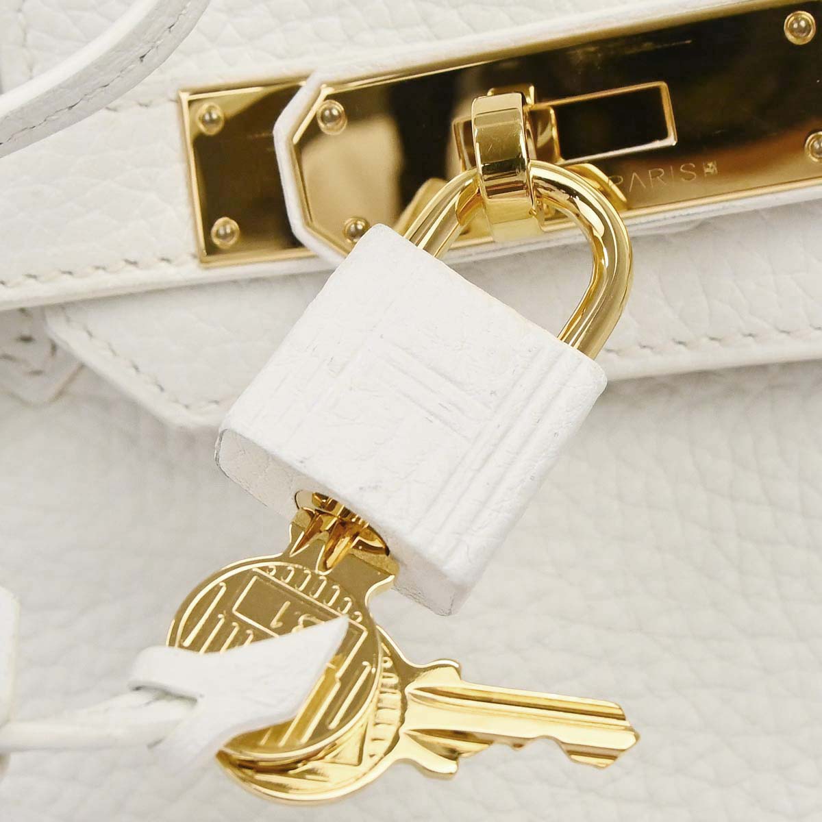 Hermes White Taurillon Clemence Birkin 30 Handbag