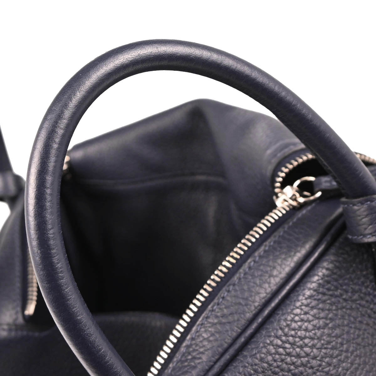 Hermes 2019 Navy Blue Taurillon Clemence Lindy 30 Shoulder Bag