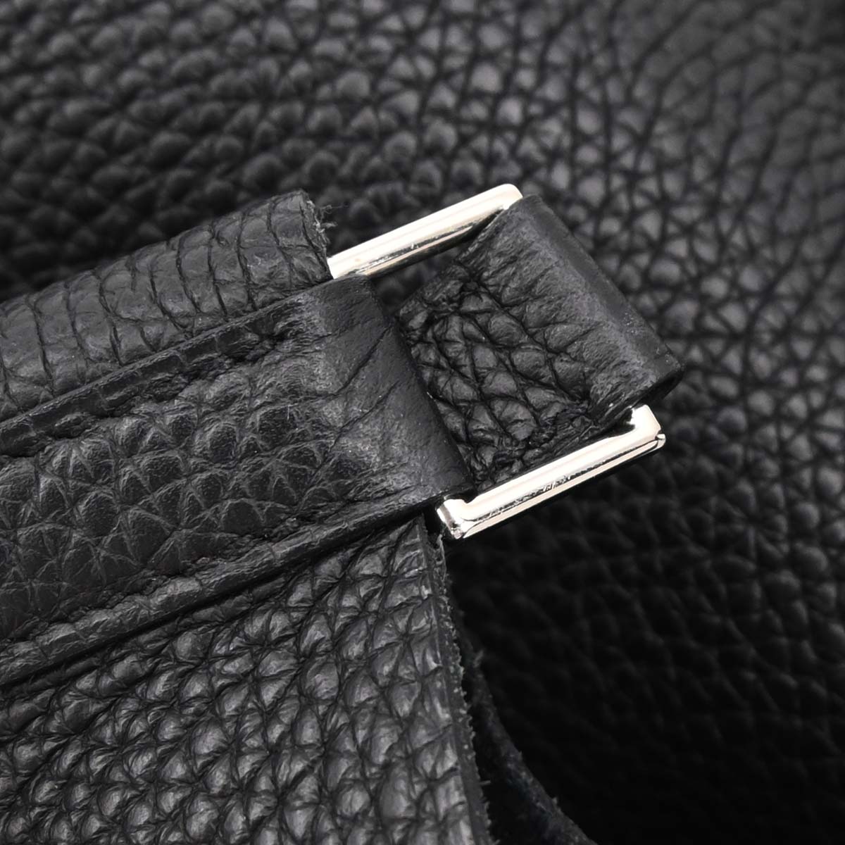 Hermes Black Taurillon Clemence Picotin Lock 22 MM Handbag