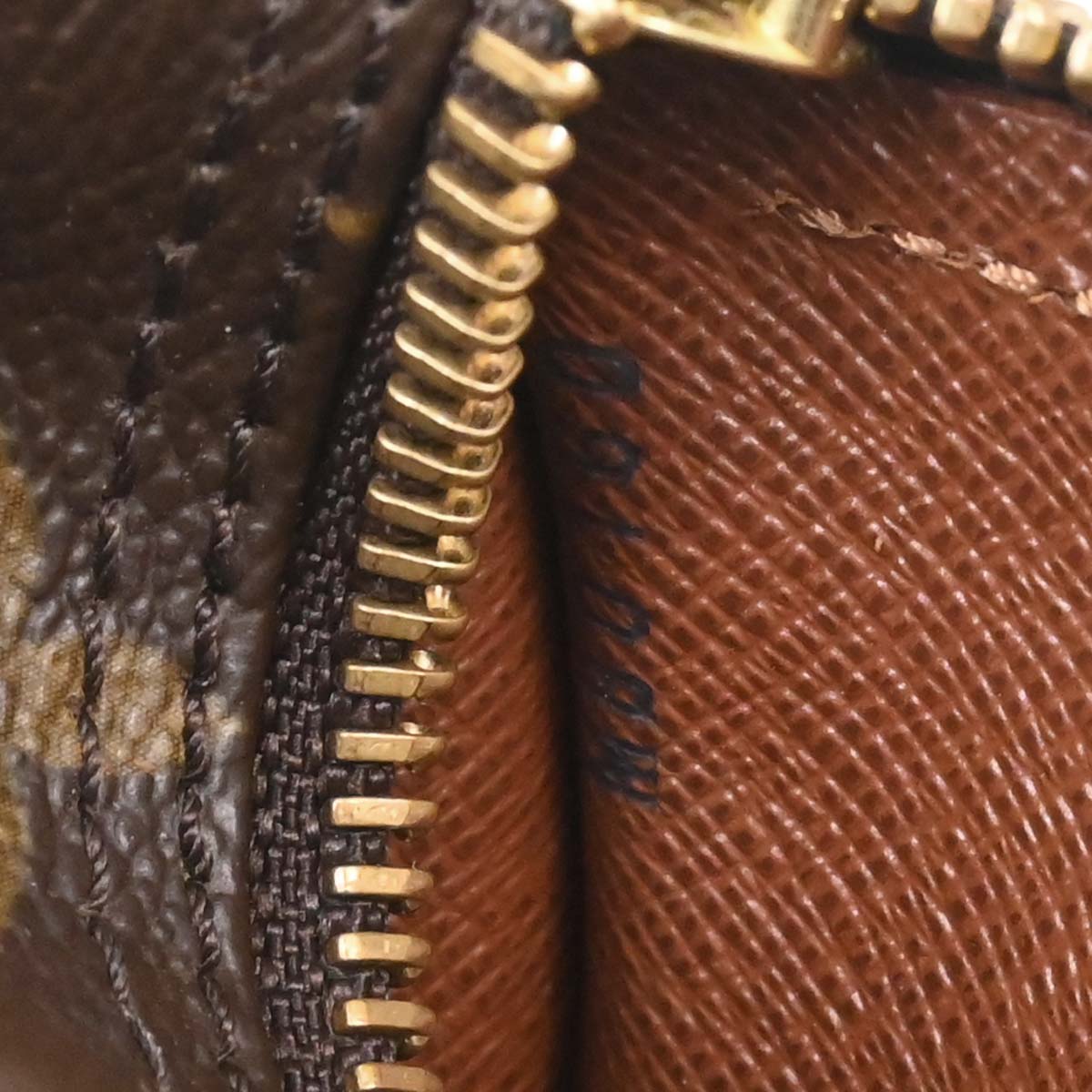 Louis Vuitton Monogram Papillon 30 Handbag M51385