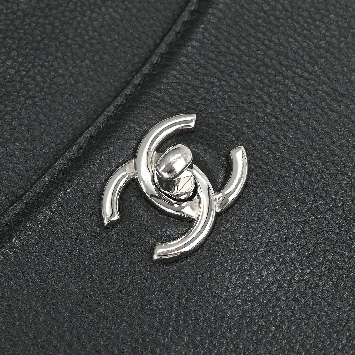 Chanel Black Calfskin Neo Executive Cerf 2way Shoulder Tote Bag
