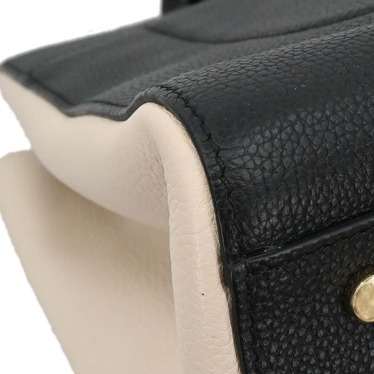 Chanel 2017-2018 Black White Calfskin Neo Executive Cerf 2way Shoulder Tote Bag