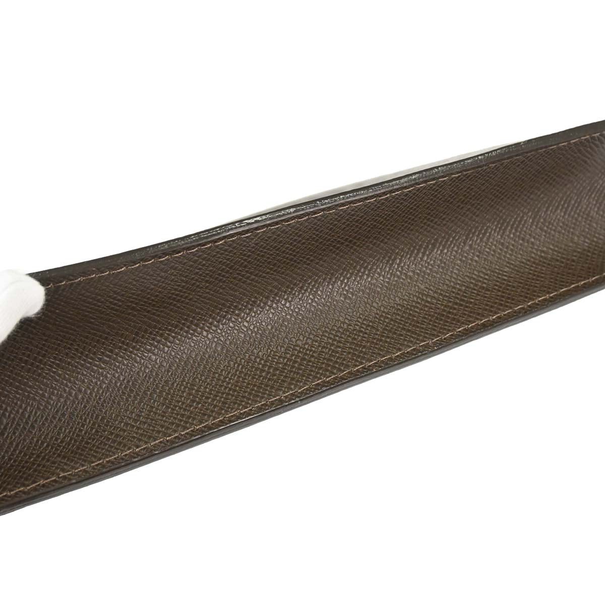 Louis Vuitton 2010 Brown Taiga Belaia Clutch Bag M32598