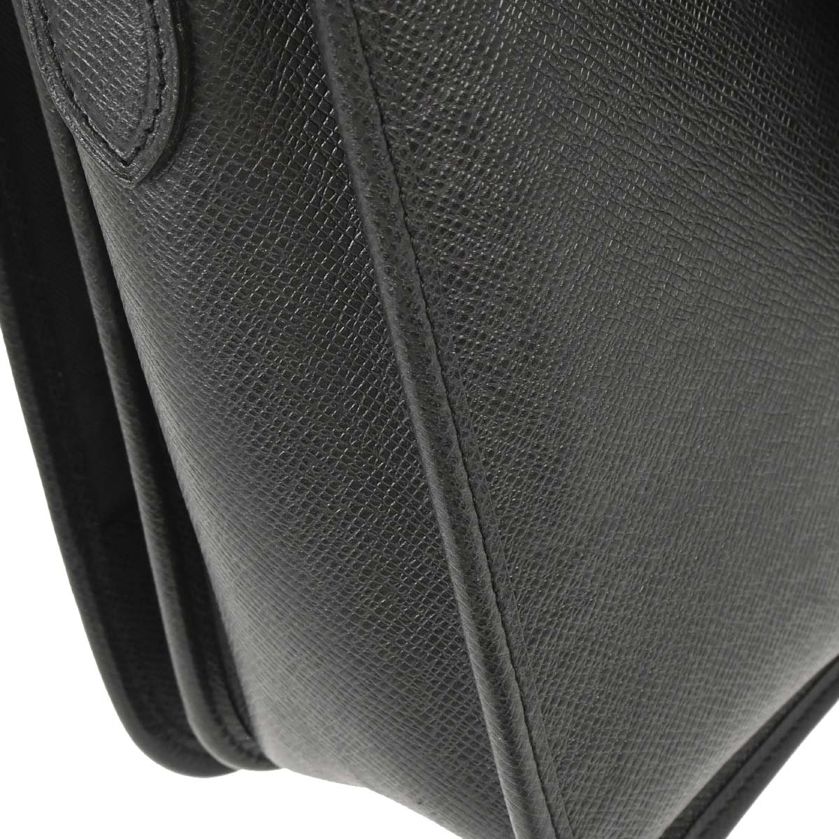 Louis Vuitton 2010 Black Taiga Andrei Shoulder Bag M32482