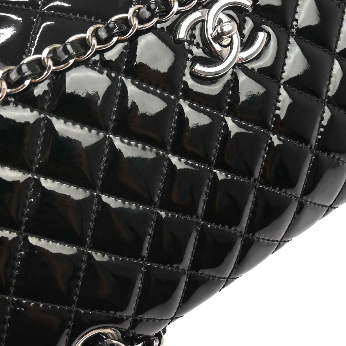 Chanel 2010-2011 Black Patent Leather Jumbo In the Business Flap Shoulder Bag