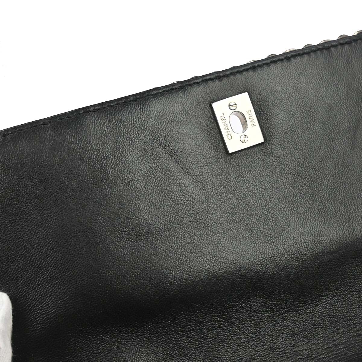 Chanel 2010-2011 Black Patent Leather Jumbo In the Business Flap Shoulder Bag
