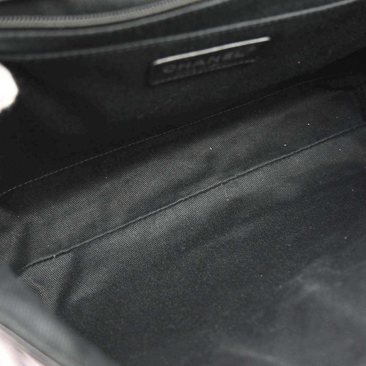Chanel 2010-2011 Black Patent Leather Jumbo In the Business Flap Shoulder Bag