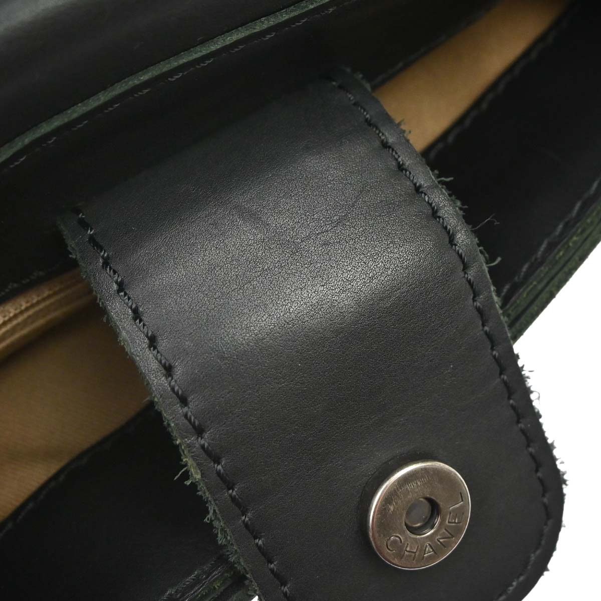 Chanel 2013-2014 Black Calfskin Paris-Edinburgh Highlander Messenger Bag
