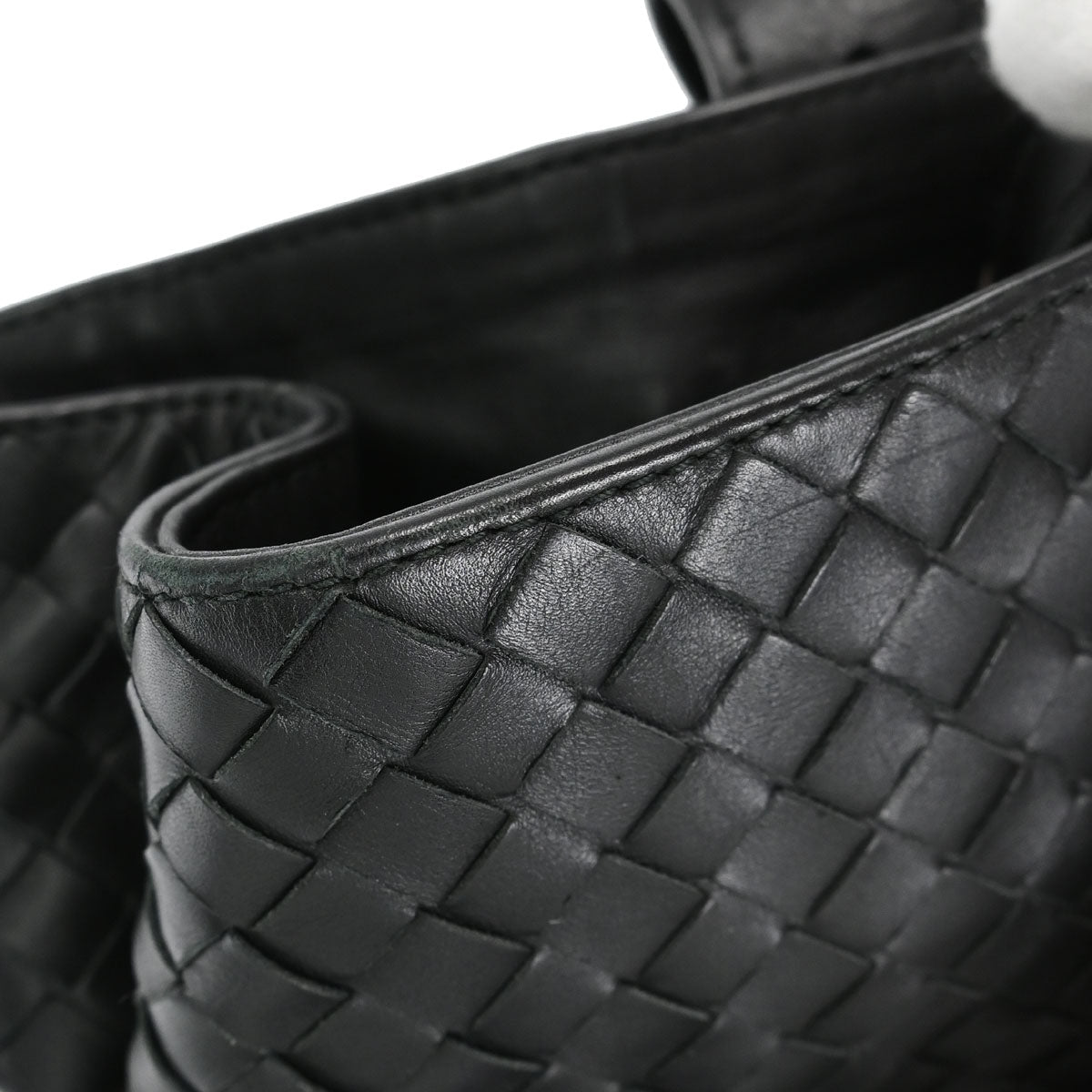 Bottega Veneta Black Lambskin Intrecciato Tote