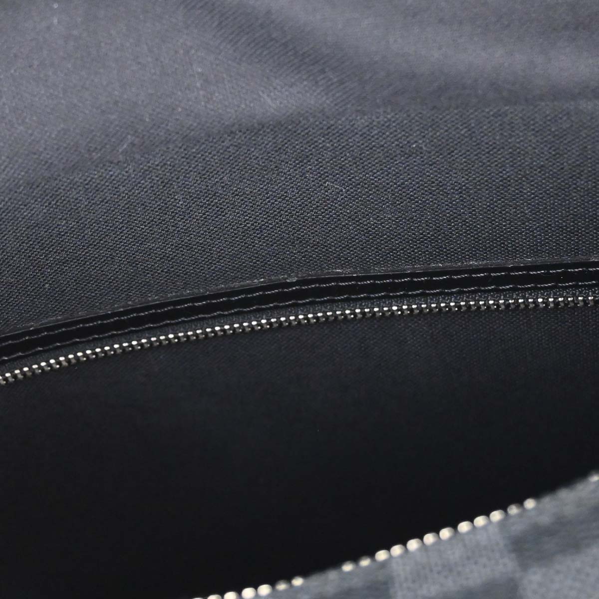 Louis Vuitton Damier Graphite Porte Documents Voyage GM N41123
