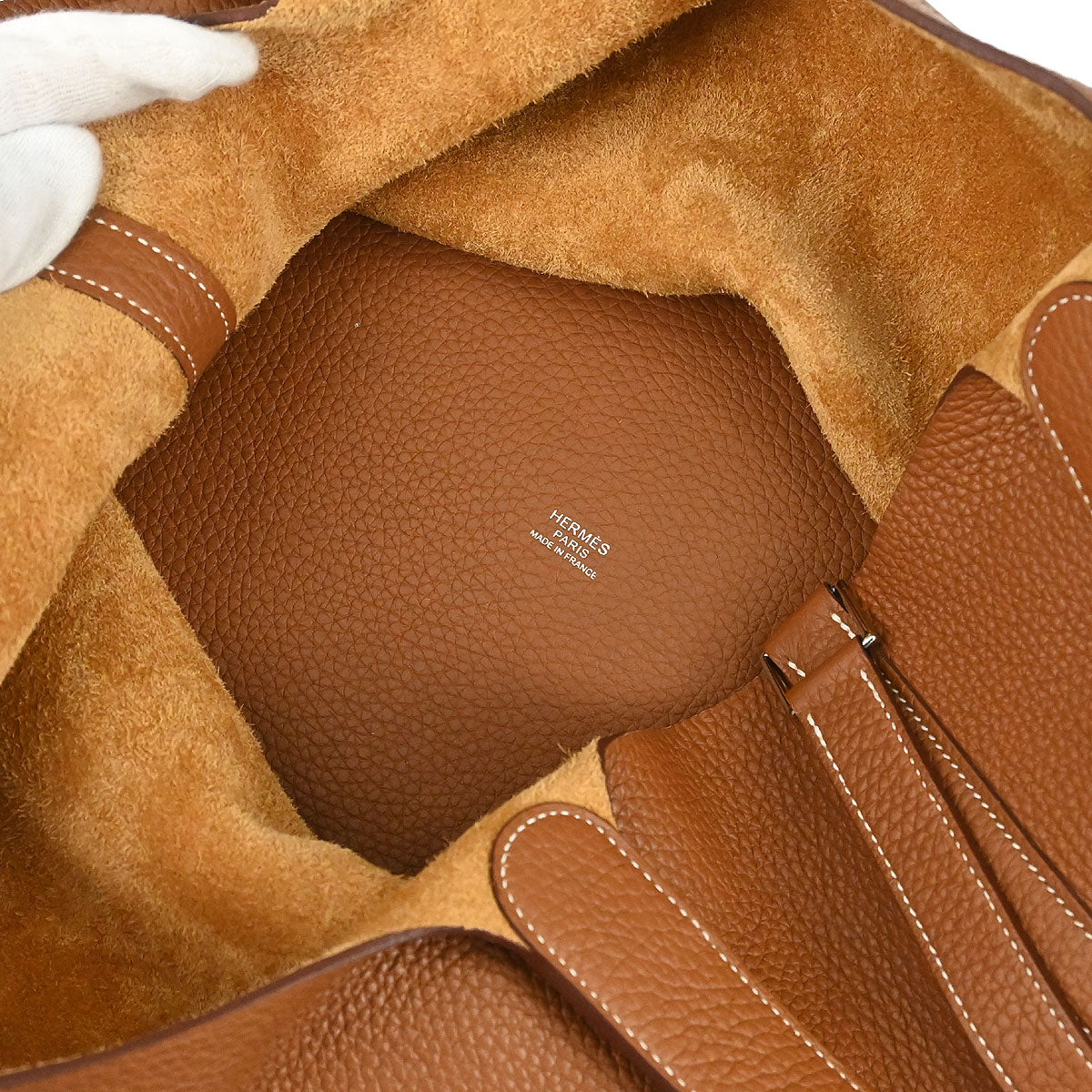 Hermes Gold Taurillon Clemence Picotin Lock 26 GM Handbag