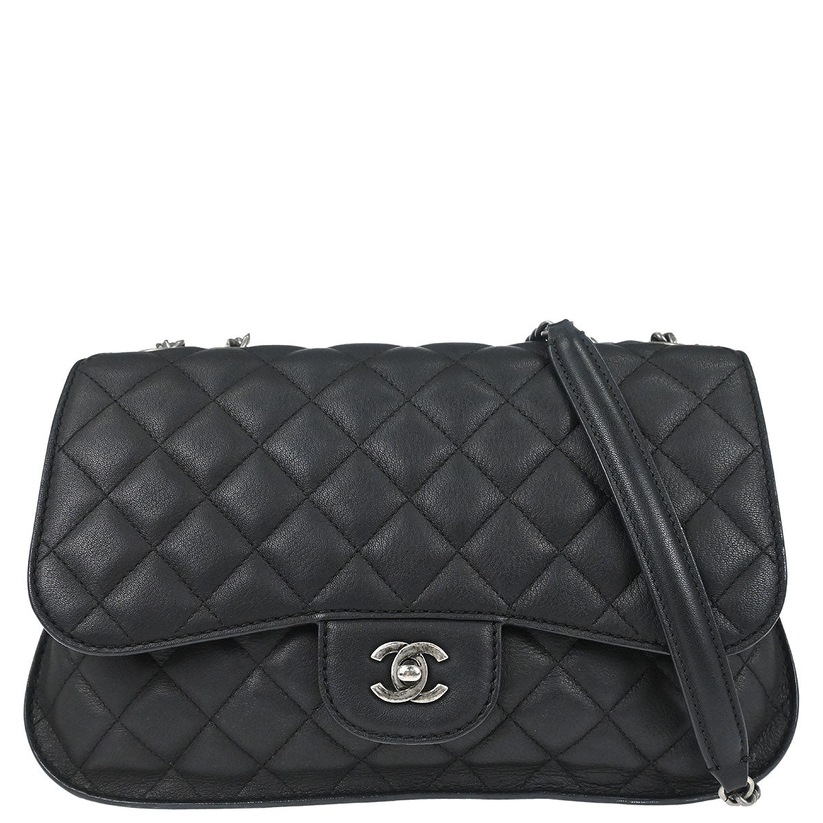 Chanel 2017 Black Calfskin Jumbo Double Flap Shoulder Bag