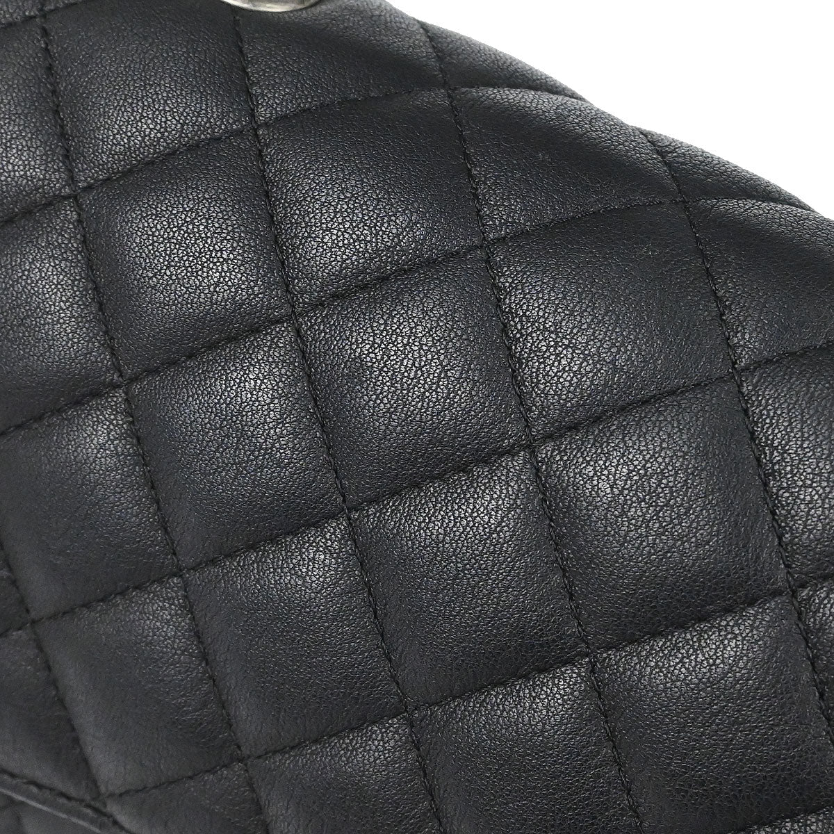 Chanel 2017 Black Calfskin Jumbo Double Flap Shoulder Bag