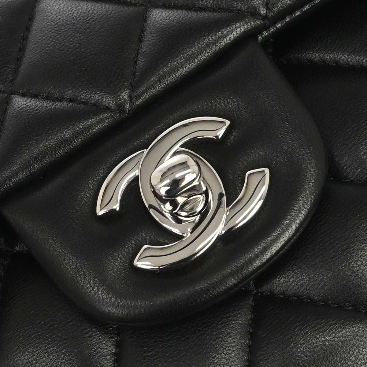 Chanel 2017-2018 Black Lambskin Medium Classic Double Flap Shoulder Bag