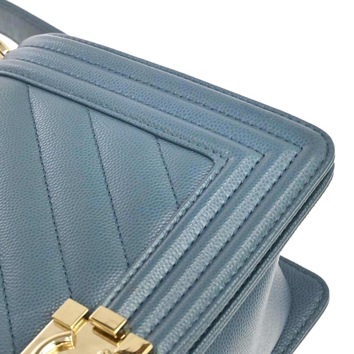 Boy Chanel 2018 Blue Caviar Skin Chevron Medium Shoulder Bag