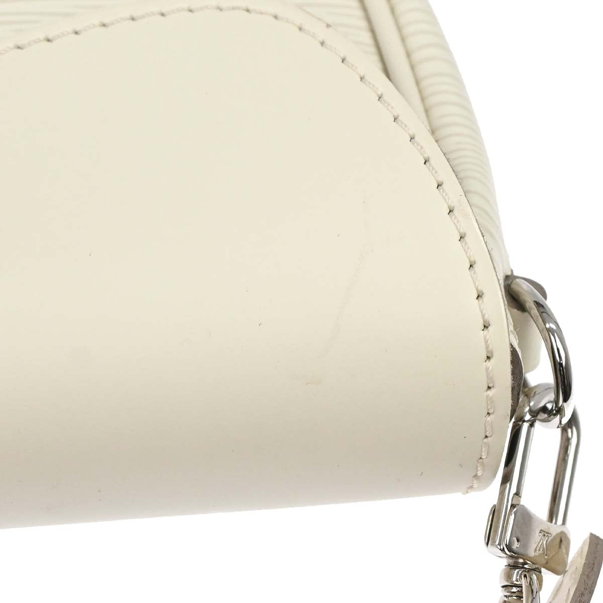 Louis Vuitton 2011 White Epi Pochette Montaigne Handbag M5929J