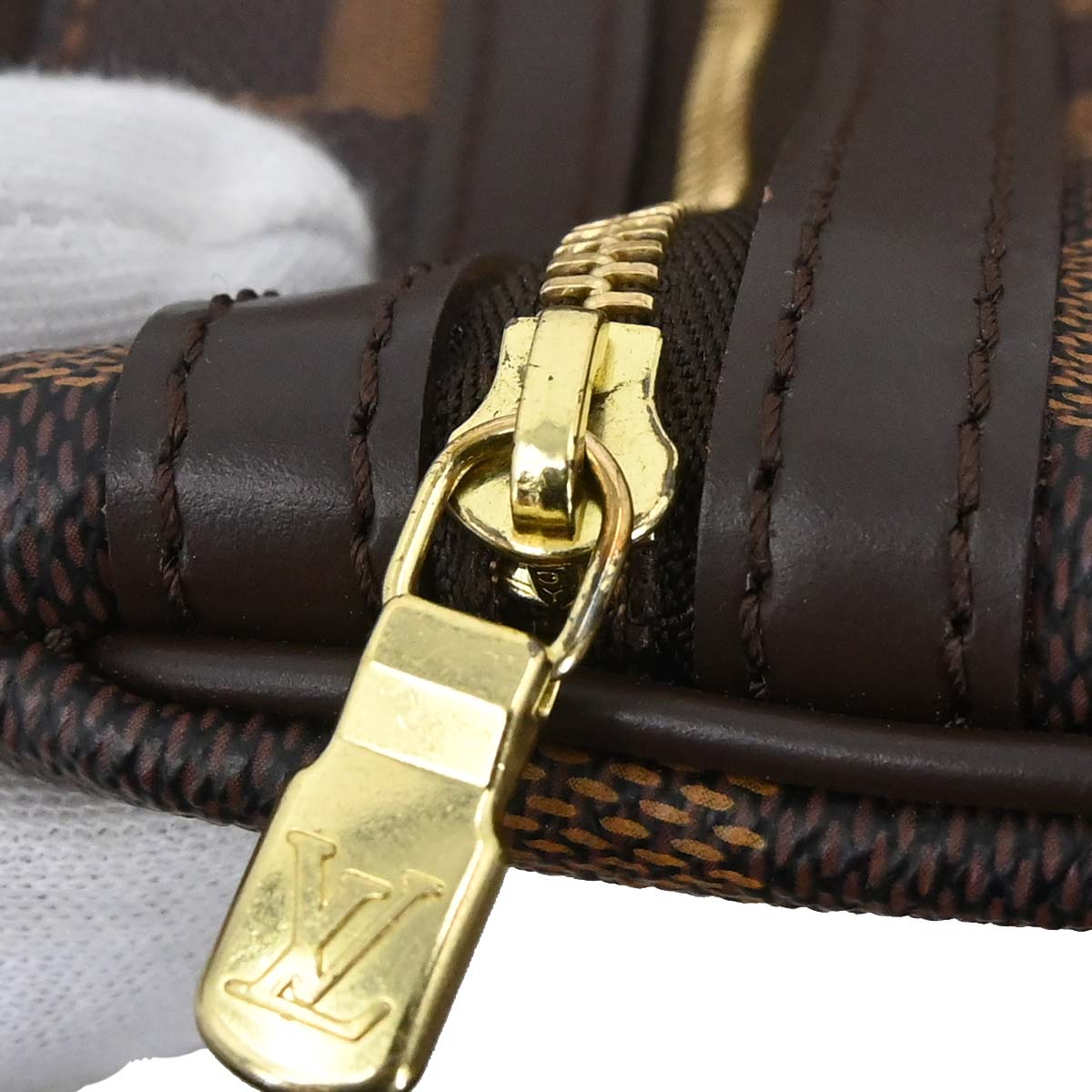 Louis Vuitton Damier Pochette Bosphore Shoulder Bag N51111