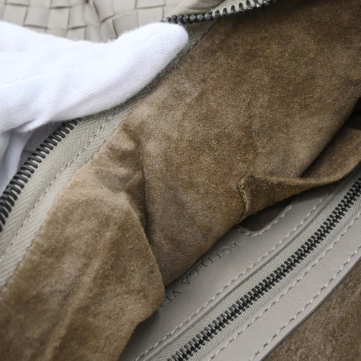 Bottega Veneta Gray Lambskin Intrecciato Hobo Handbag