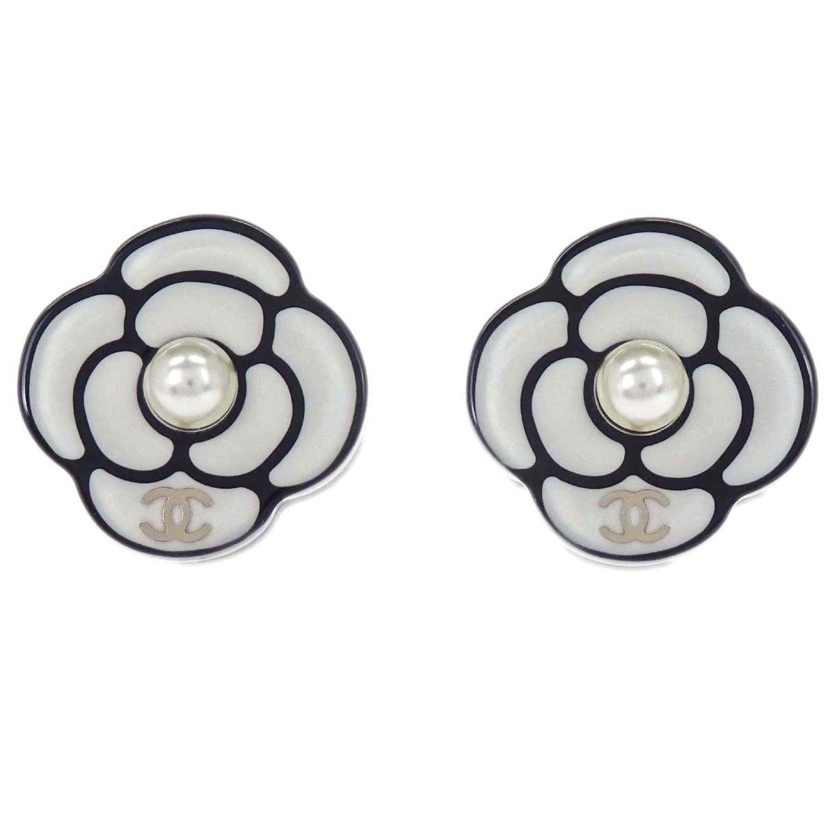 Chanel Camellia Pierced Earrings Gold Costume Pearl D19P