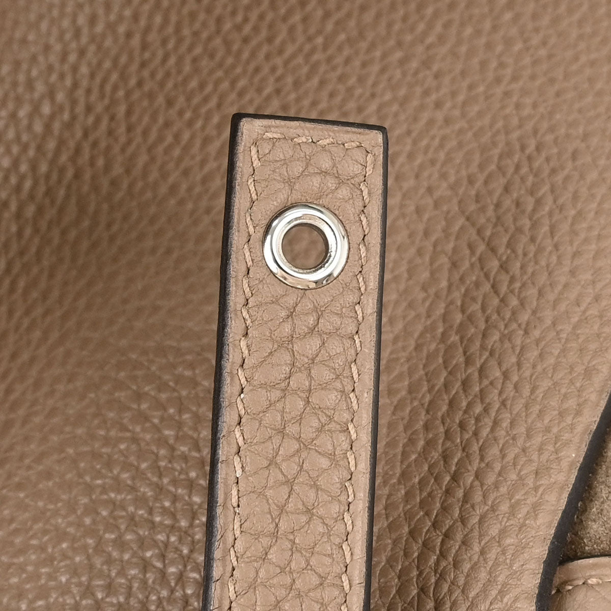 Hermes Beige de Weimar Taurillon Picotin Lock 22 MM Handbag