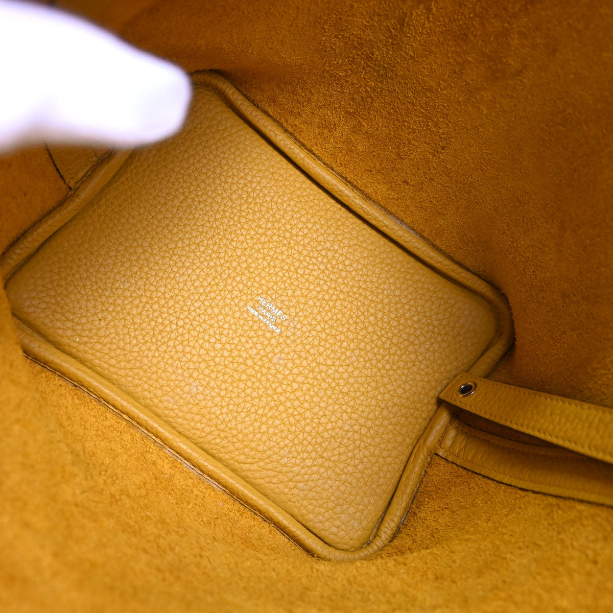 Hermes 2018 Jaune Amber Taurillon Clemence Picotin Lock 18 PM Handbag
