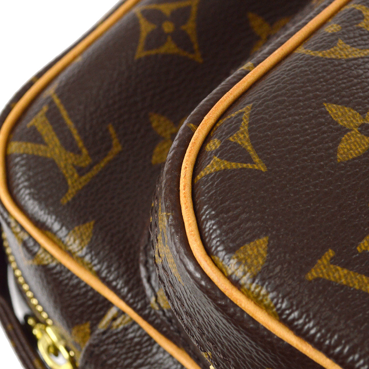 Louis Vuitton 2012 Nile Messenger Shoulder Bag Monogram M45244