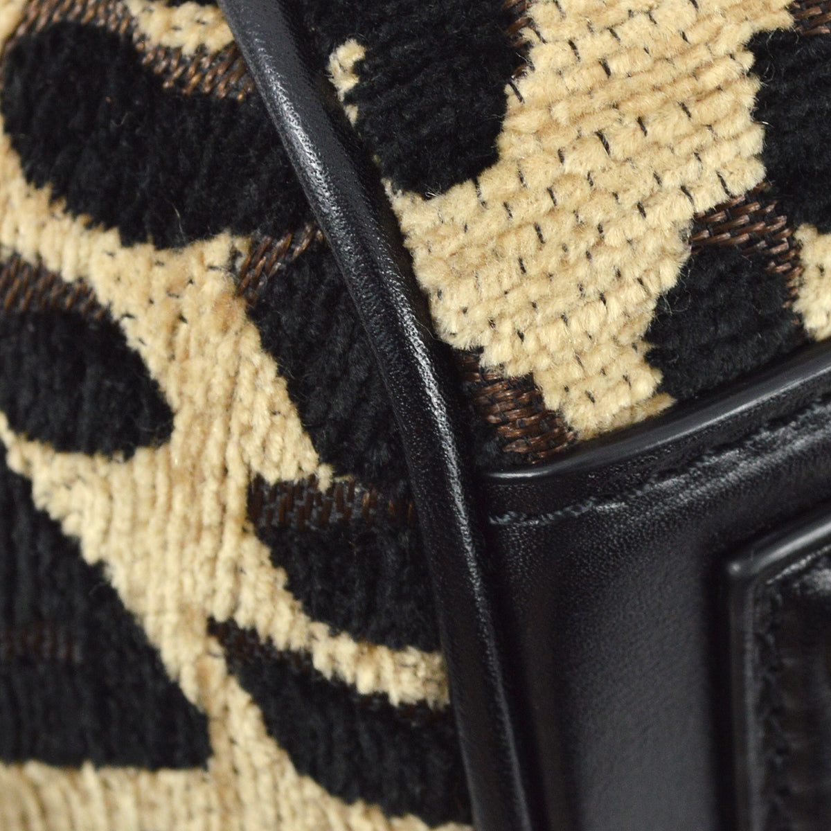 Louis Vuitton 2012 Leopard Baby M94257