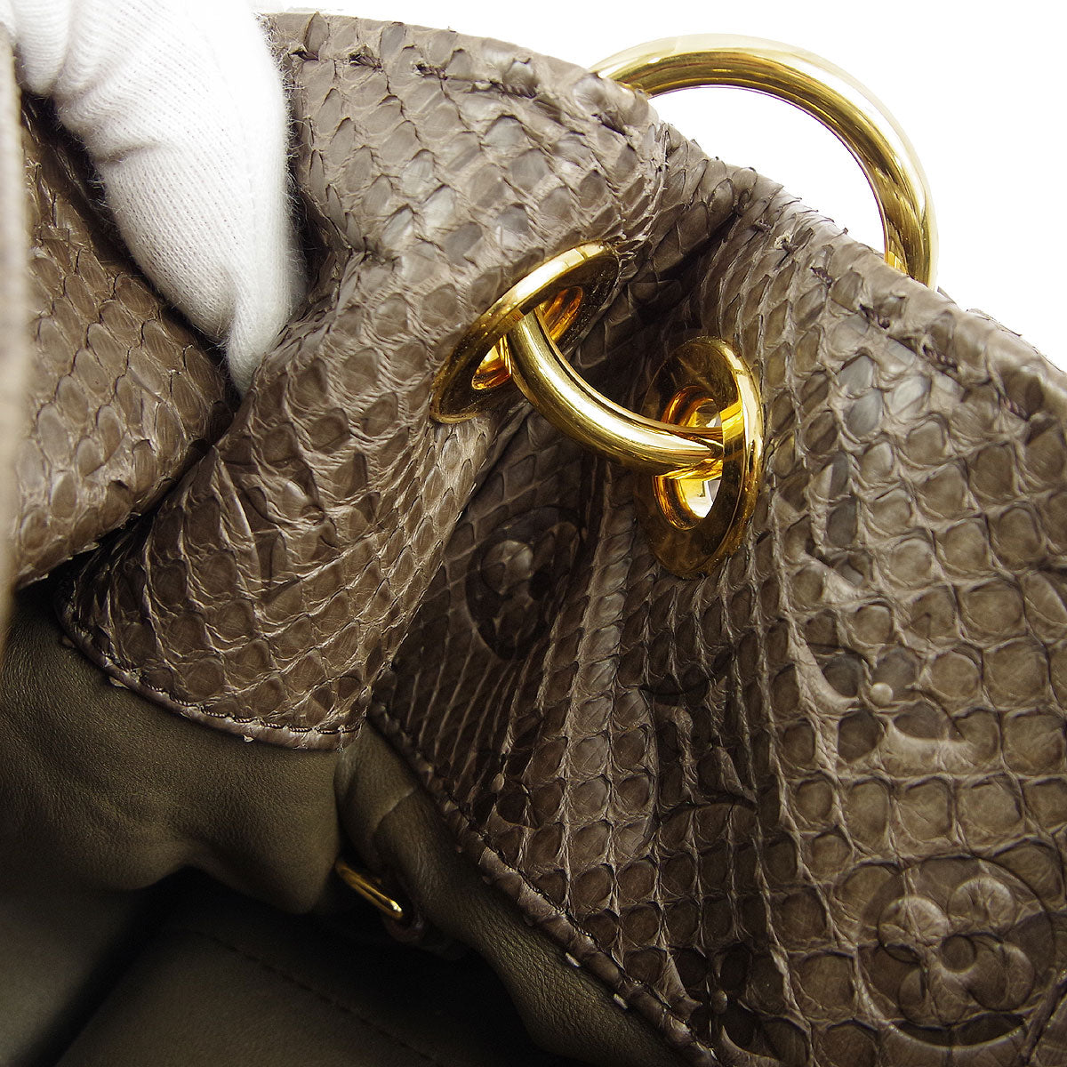 Louis Vuitton * 2010 Gris Monogram Exotic Artsy MM M90886