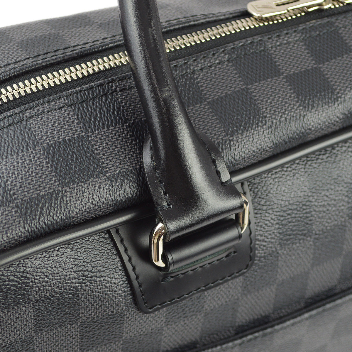 Louis Vuitton 2010 Damier Graphite Ikar N23253