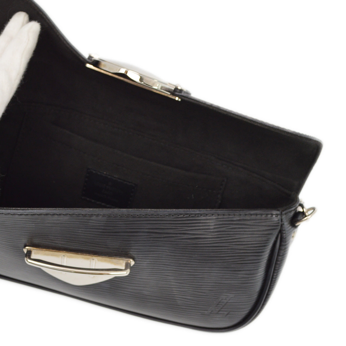 Louis Vuitton 2012 Black Epi Pochette Montaigne Handbag M59292