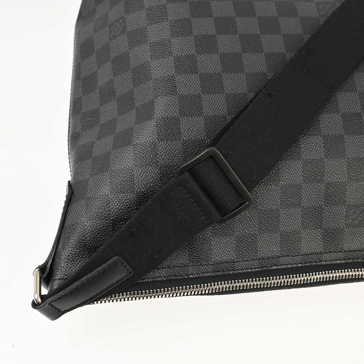 Louis Vuitton 2012 Damier Graphite Mick MM Shoulder Bag N41106